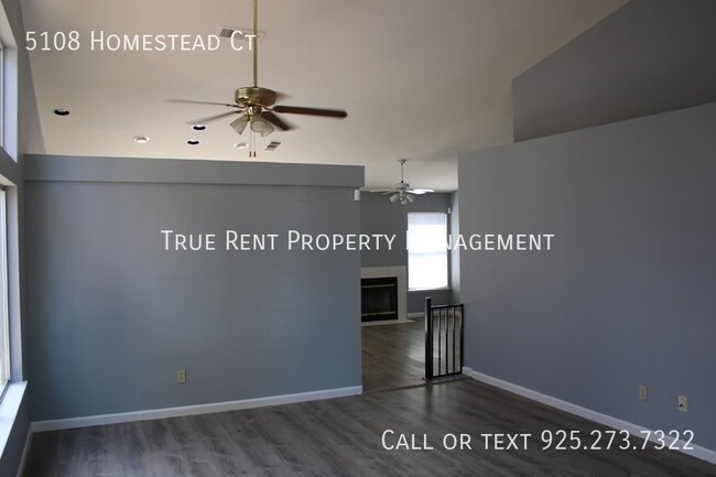 Foto del edificio - Well Kept 3 Bed, 2 Bath Single Story in Ni...