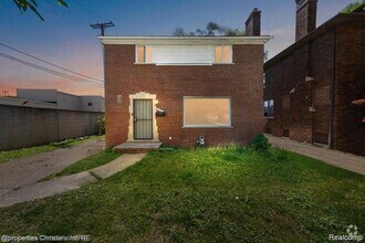 Building Photo - 3445 Harvard Rd
