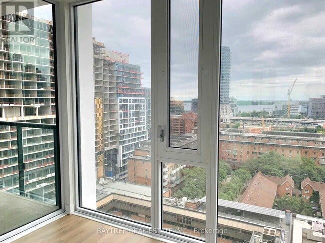 Building Photo - 158 Front St E