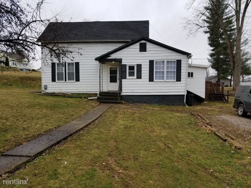 Foto principal - 3 br, 1 bath House - 303 E 3rd St
