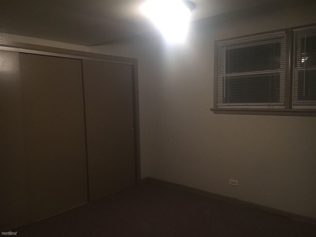 Foto del edificio - 8845 N Wisner St