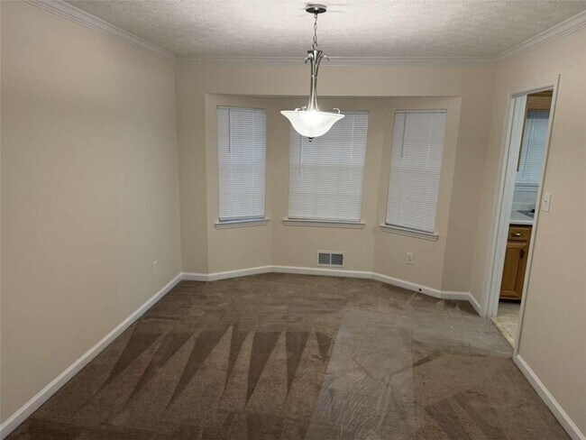 Building Photo - 228 Solomon Dr