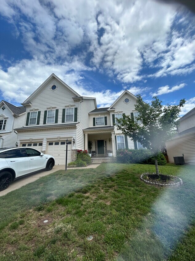 Foto principal - 11961 Rayborn Creek Dr