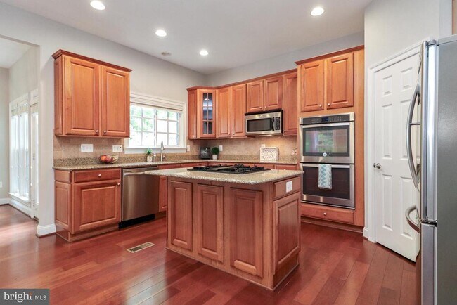 Building Photo - 4396 Patriot Park Ct
