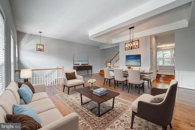 Foto del edificio - 6138 Manchester Park Cir