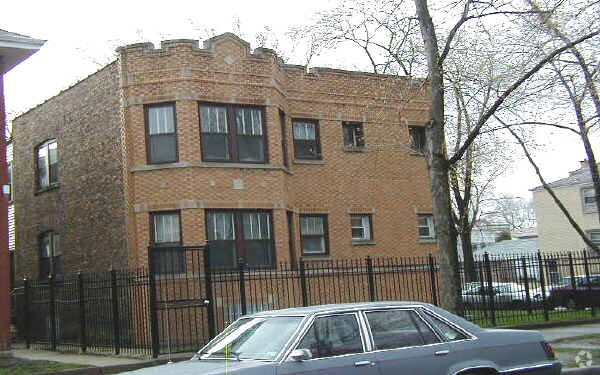 Primary Photo - 2448-2456 W 68th St
