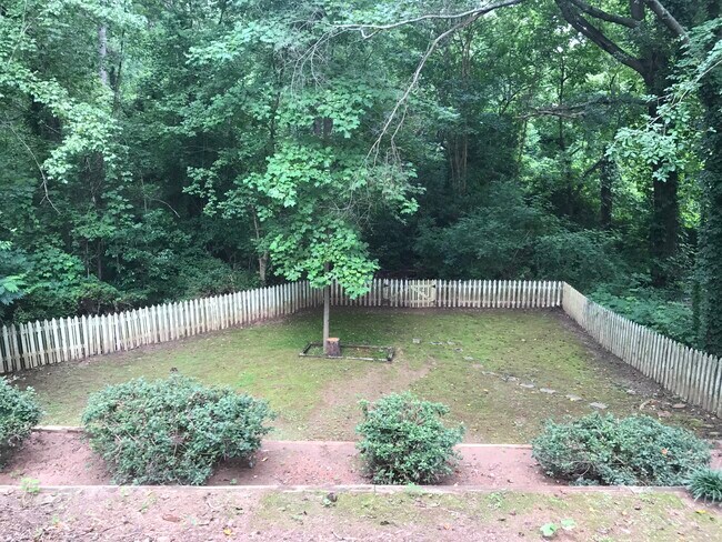 Large, fenced in backyard - 633 Clairmont Cir