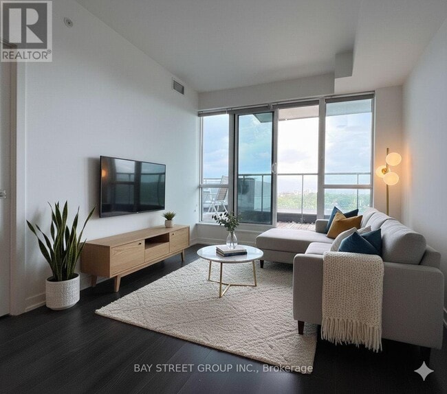 Building Photo - 31 Tippett Rd