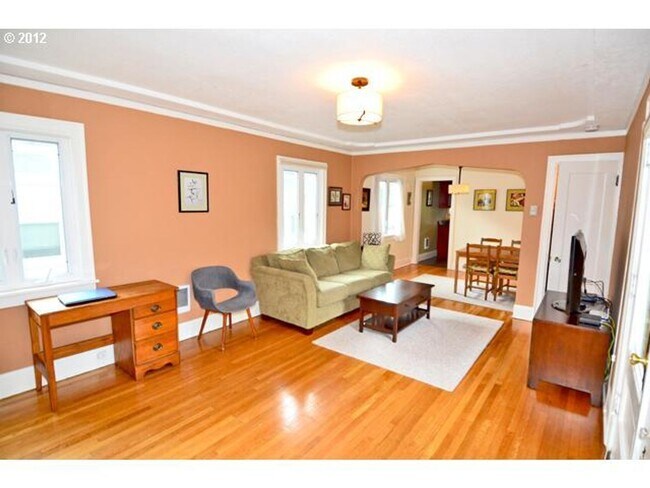 Foto del edificio - Darling Condo in heart of Hawthorne