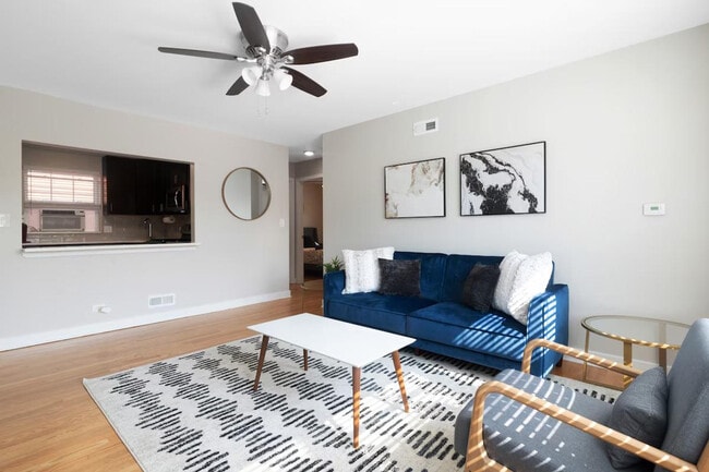 Building Photo - 1011 Howard St