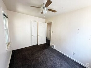 Building Photo - 15901 Lotus Dr