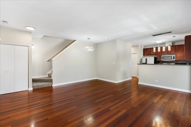 Foto del edificio - 803 E 41st St