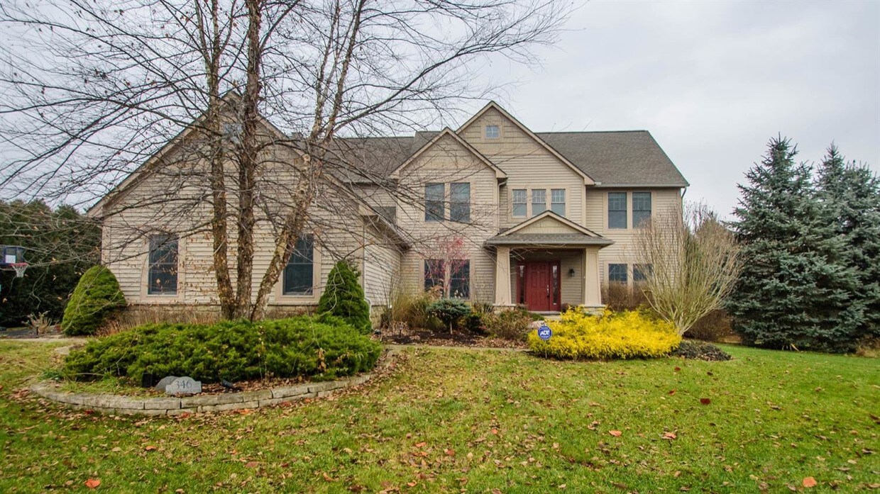 346 Huntington Dr, Saline, MI 48176 House Rental in Saline, MI