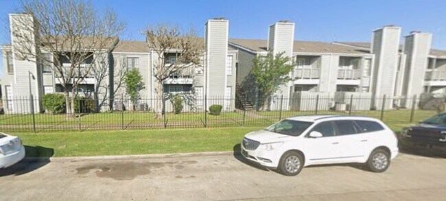 Foto del edificio - 12500 Sandpiper Dr