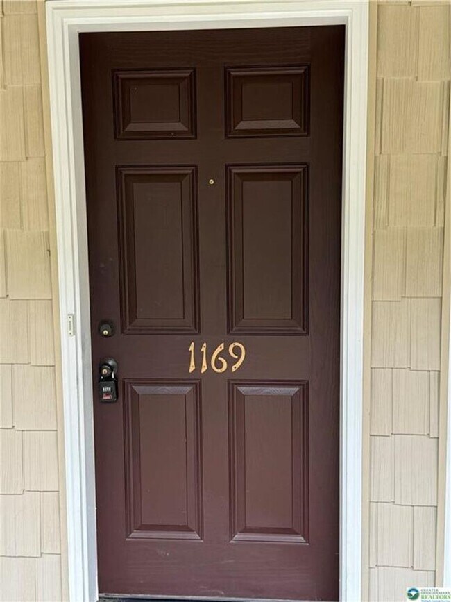 Foto del edificio - 3 Br Condo available in Bethlehem