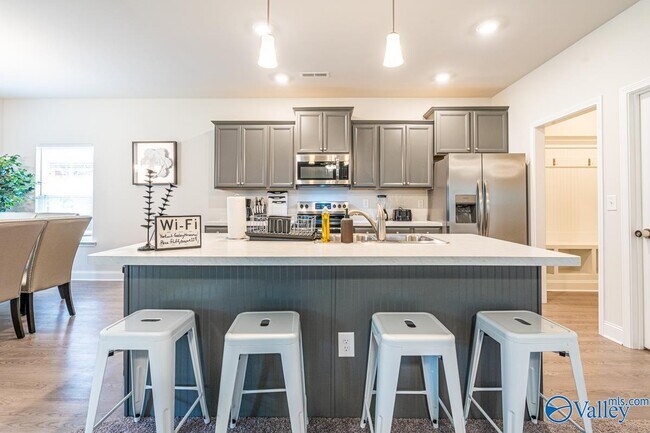 Foto del edificio - 176 Tybee Dr