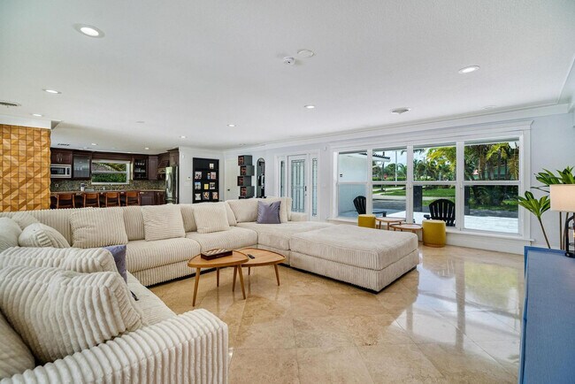 Foto del edificio - 4730 Taylor St