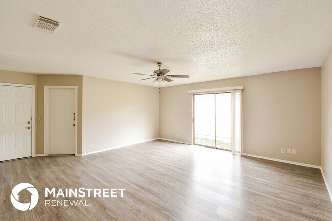 Foto del edificio - 6822 Eden Grove Dr