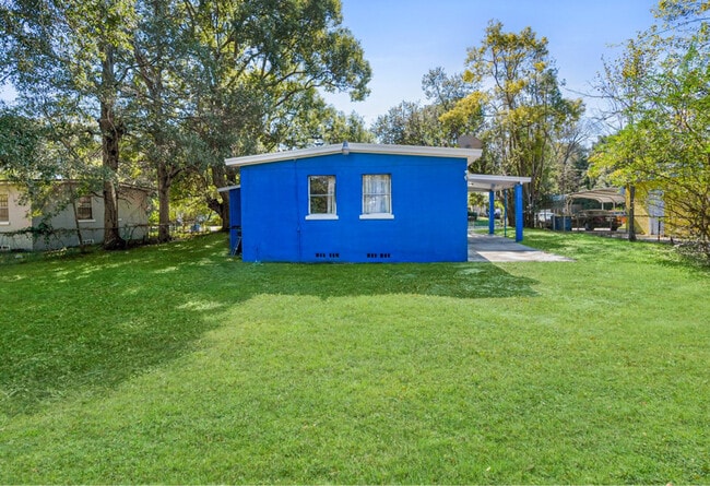 Building Photo - 2625 Larkspur Ave