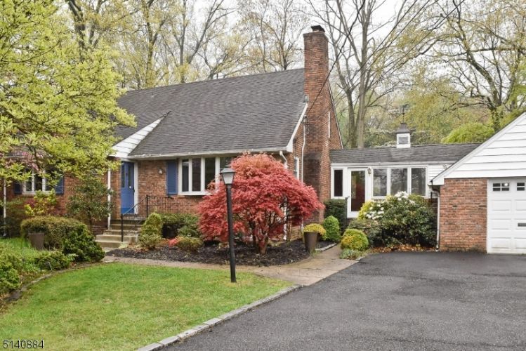 Foto principal - 295 Brooklake Rd