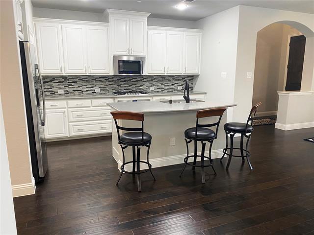 Foto del edificio - 7312 Mitchell Dr