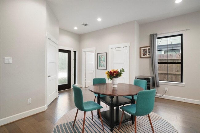 Building Photo - 5905 Petty St