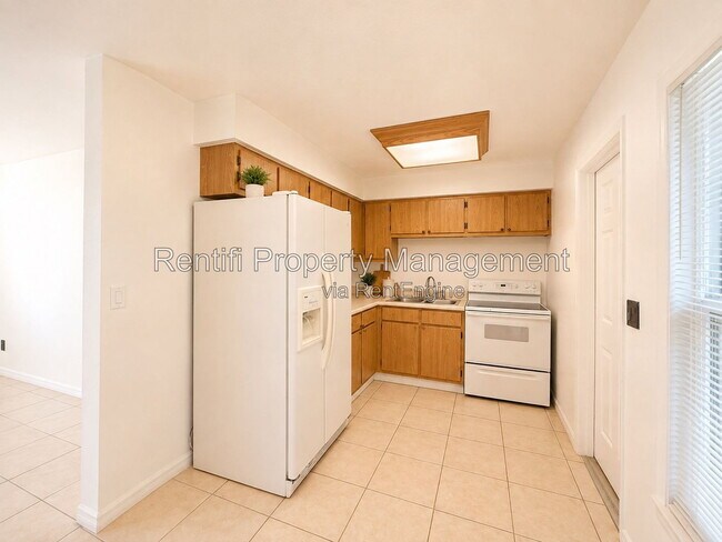 Foto del edificio - 623 Joel Blvd