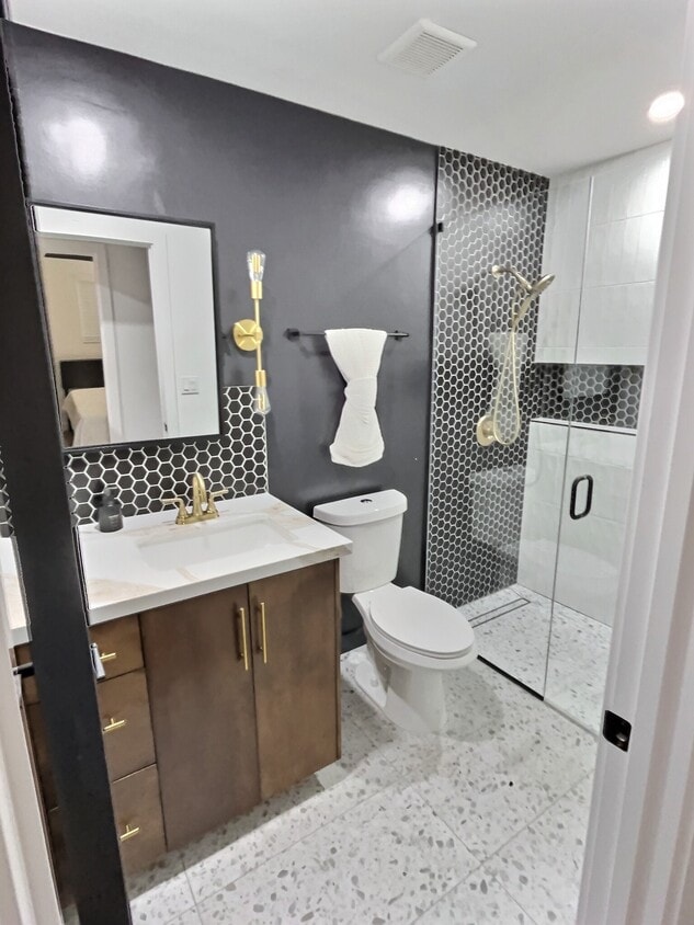 Primary Photo - 1005 N 15th St