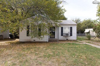 Building Photo - 2508 Marie St