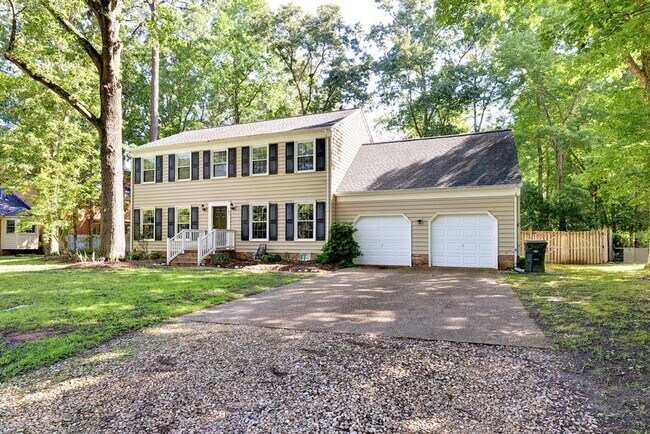 Foto del edificio - Renovated Colonial Home in Yorktown
