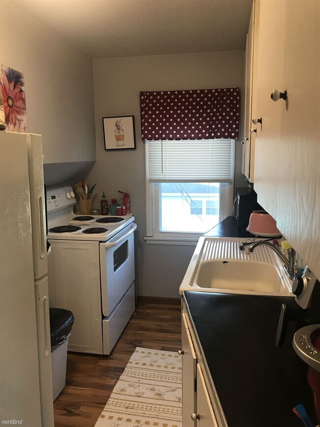 Foto del edificio - 1225-11 1/2 11 1/2 St N