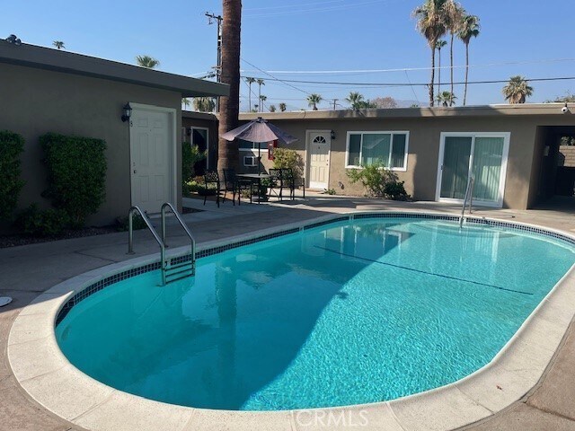 Primary Photo - 45421 Sunset Ln
