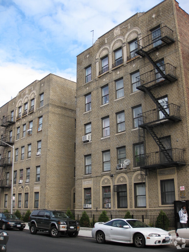 613 - 623 E 16th St - 613-623 E 16th St