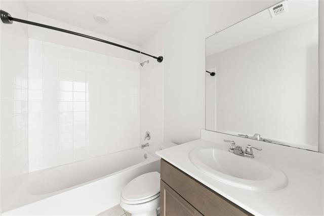 Building Photo - 716 Rawhide Way