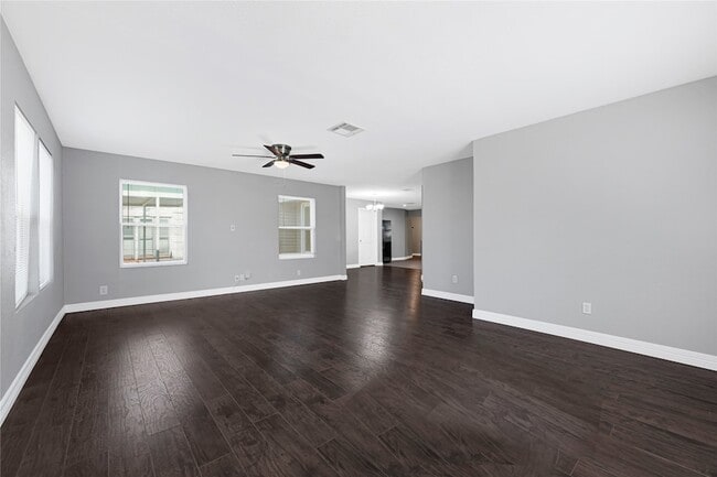 Building Photo - 7523 Azalea St