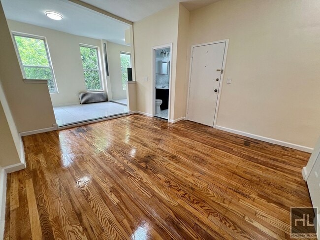 Building Photo - 2BR 1BA Original Layout Renovated 5th Ave Park Slope