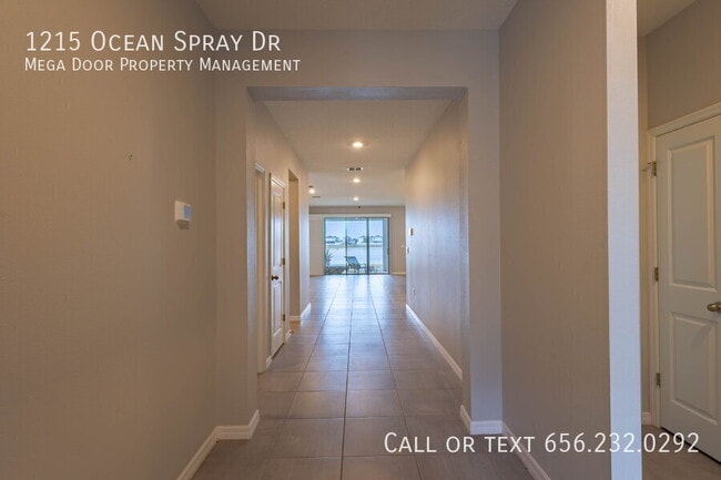 Foto del edificio - 1215 Ocean Spray Dr