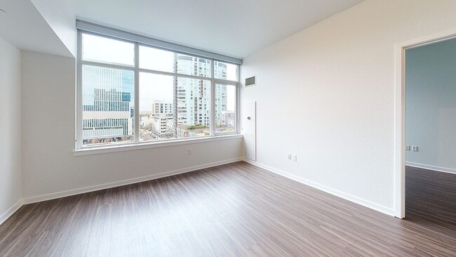 Interior Photo - Griffis South Waterfront