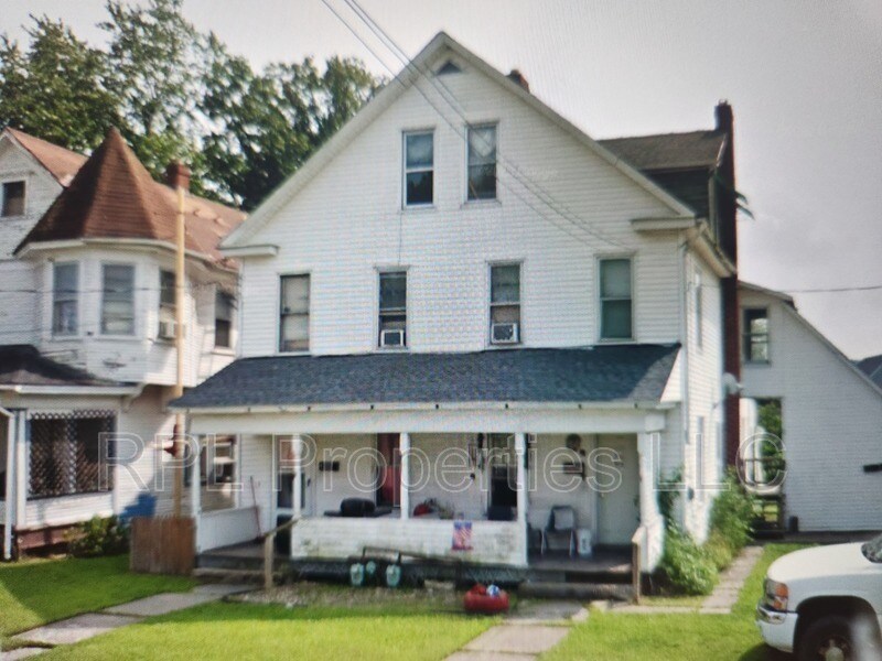 Primary Photo - 728 Green St