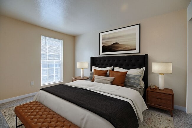 Interior Photo - FOX HOLLOW APARTMENTS