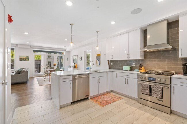 Foto del edificio - 313 7th St