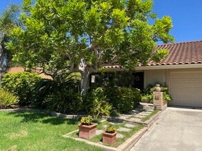 Building Photo - 730 San Mario Dr