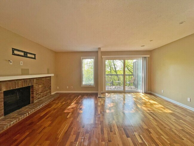 Foto del edificio - Gorgeous Townhome in the Preserve, 2 Firep...