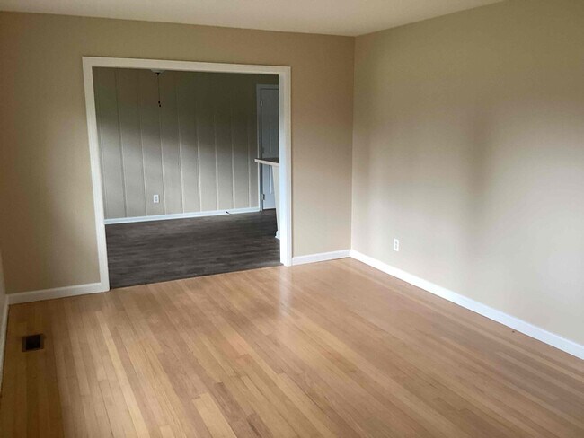 Foto del edificio - 211 S Baird Ln