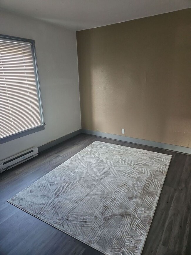 Foto del edificio - 2ba 1ba with Garage