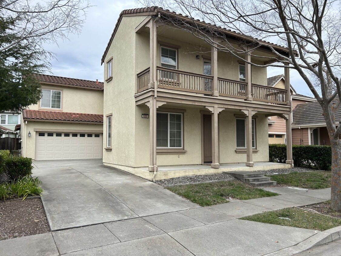 Primary Photo - Beautiful Immaculate Spacious Mare Island ...