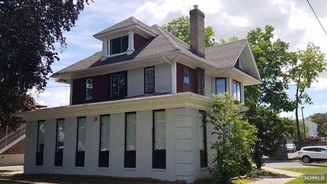 Building Photo - 150 Franklin Ave