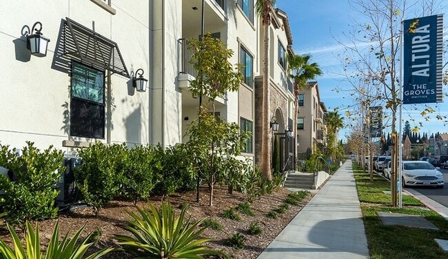 Perfectamente ubicado en el barrio. - Altura at the Groves