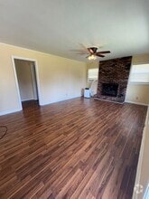 Building Photo - 1407 Johnston Dr