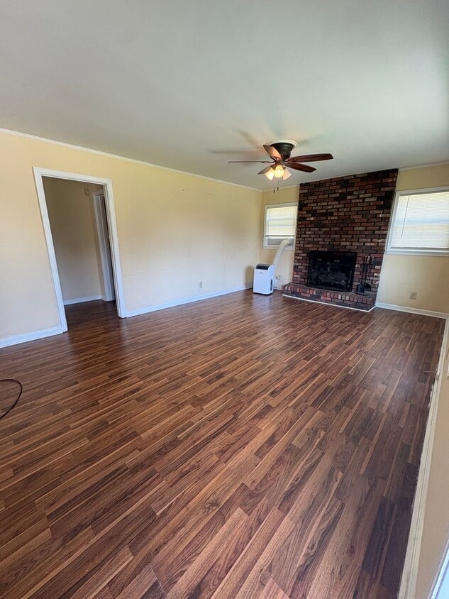 Primary Photo - 1407 Johnston Dr